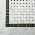 Parete con diversi rivestimenti