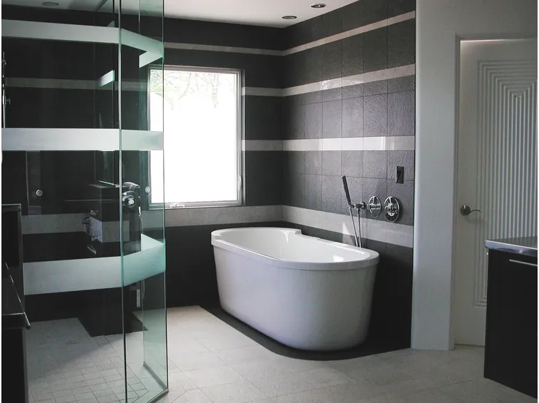 Rivestimento moderno del bagno