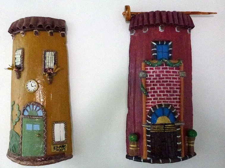 Tegole decoupage in rilievo