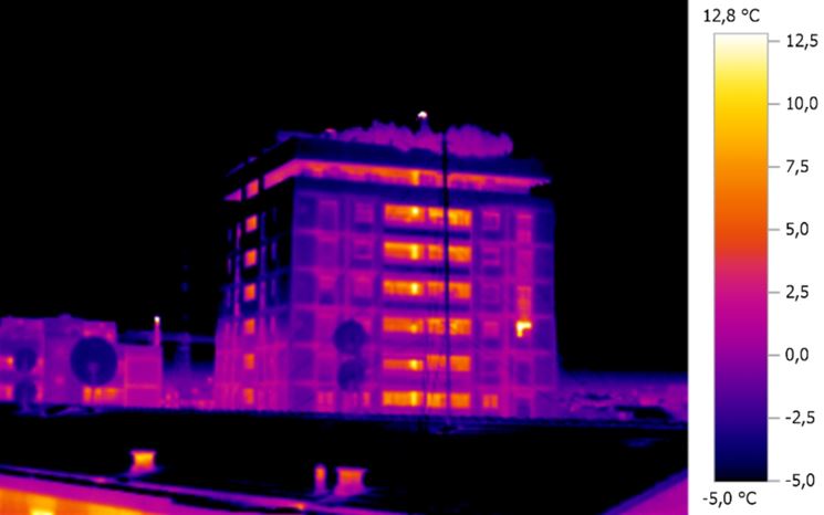 Immagine termografica di un palazzo