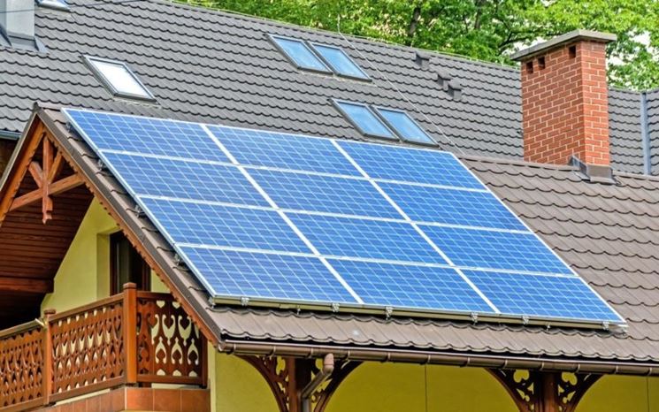 Pannelli solari termici su tetto