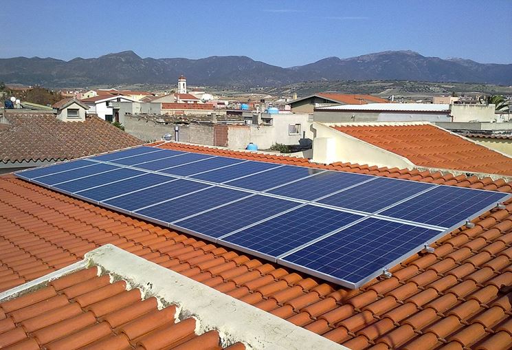 pannelli fotovoltaici su tetto