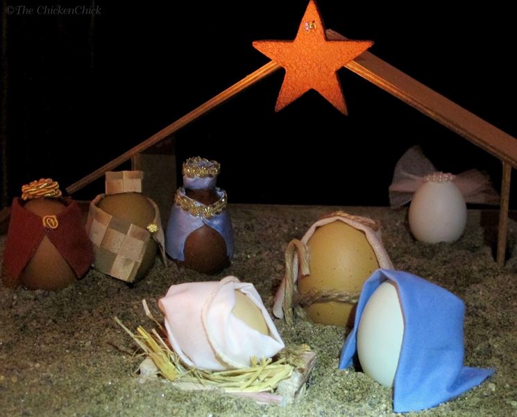 Un presepe fatto con le uova