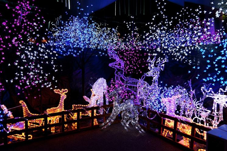 Decorazioni Natalizie Giardino.Luci Di Natale Da Esterno Lampade Da Giardino Luci Natalizie Per Esterno