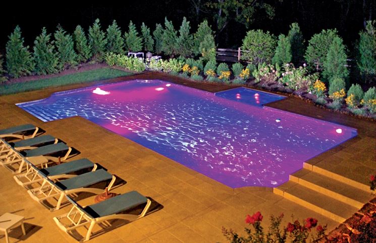 Iluminazione piscina