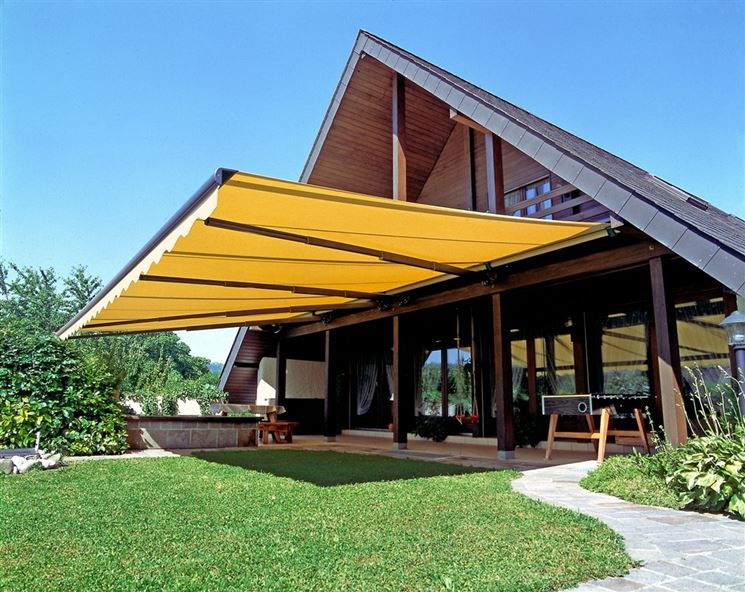 tenda da sole gialla