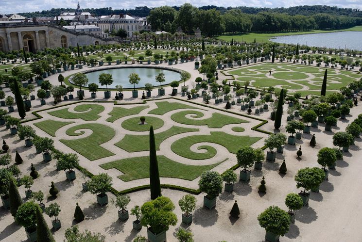 Il giardino della reggia di Versailles.