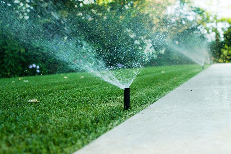 Impainto di irrigazione del giardino