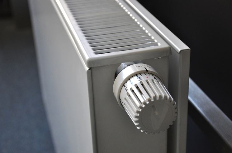 Valvola termostatica su radiatore