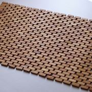 Tappeto in legno moderno