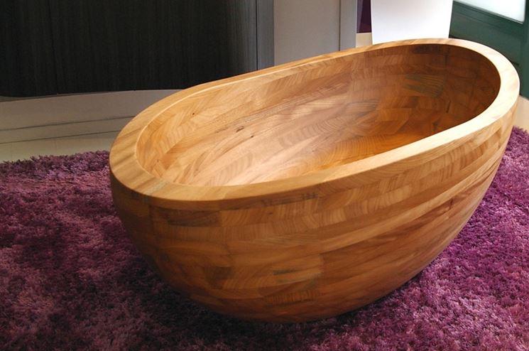Vasca da bagno in legno