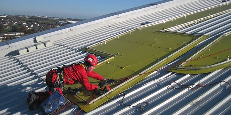 Lavoro in altezza in un cantiere