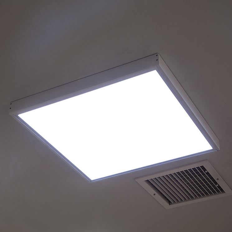 Plafoniera led a soffitto