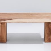 Tavolo in legno grezzo