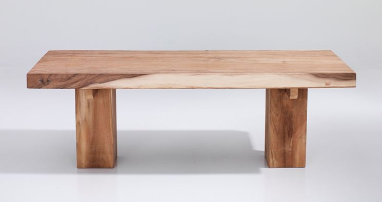 Tavolo in legno grezzo