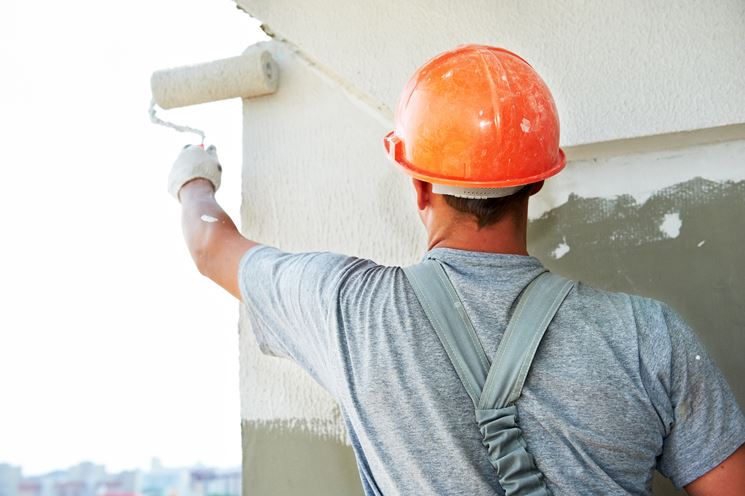 Tecniche per pitturare i muri di casa